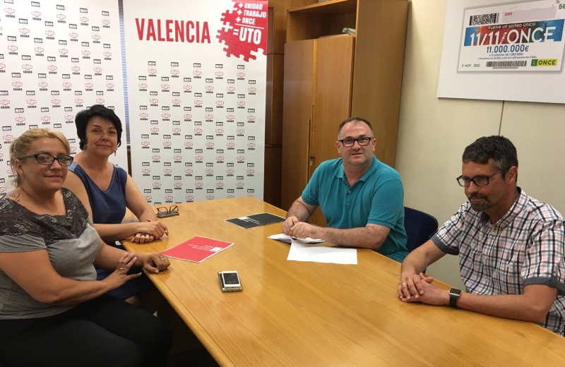 image La FELGTB galardonada con el IX Premio Igualdad de UTO-UGT Valencia.